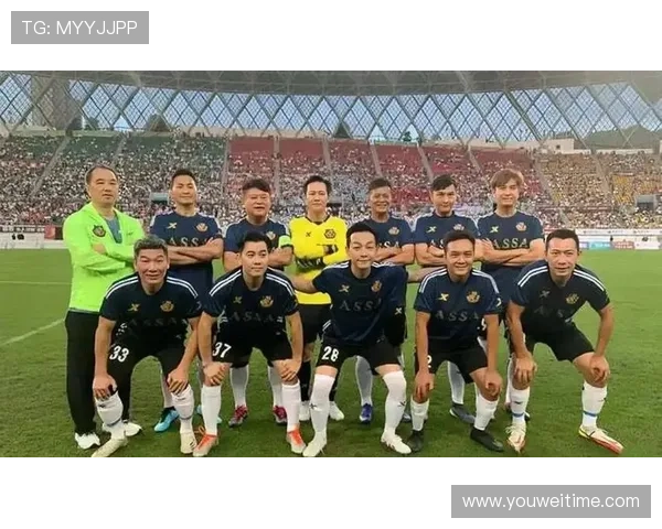 香港足球明星队的辉煌历程与发展变迁回顾 香港足球明星队的辉煌历程与发展变迁回顾