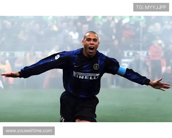 巴西足球明星排名分析与历史成就探讨 巴西足球明星排名分析与历史成就探讨